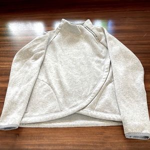 Athleta Girl Crazy Cozy Wrap 2.0 Grey